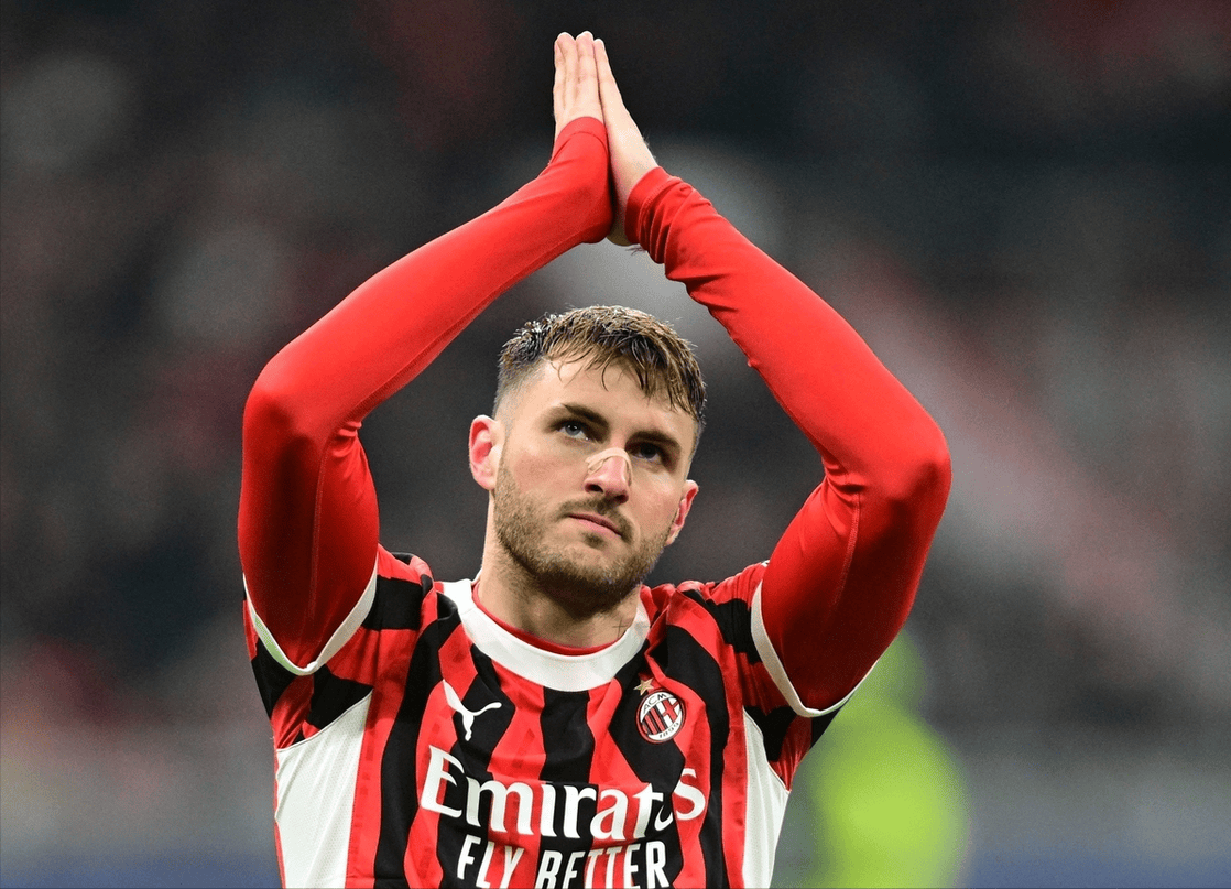 天空：切尔西正努力争取在关窗前签下哈维-西蒙斯和加纳乔