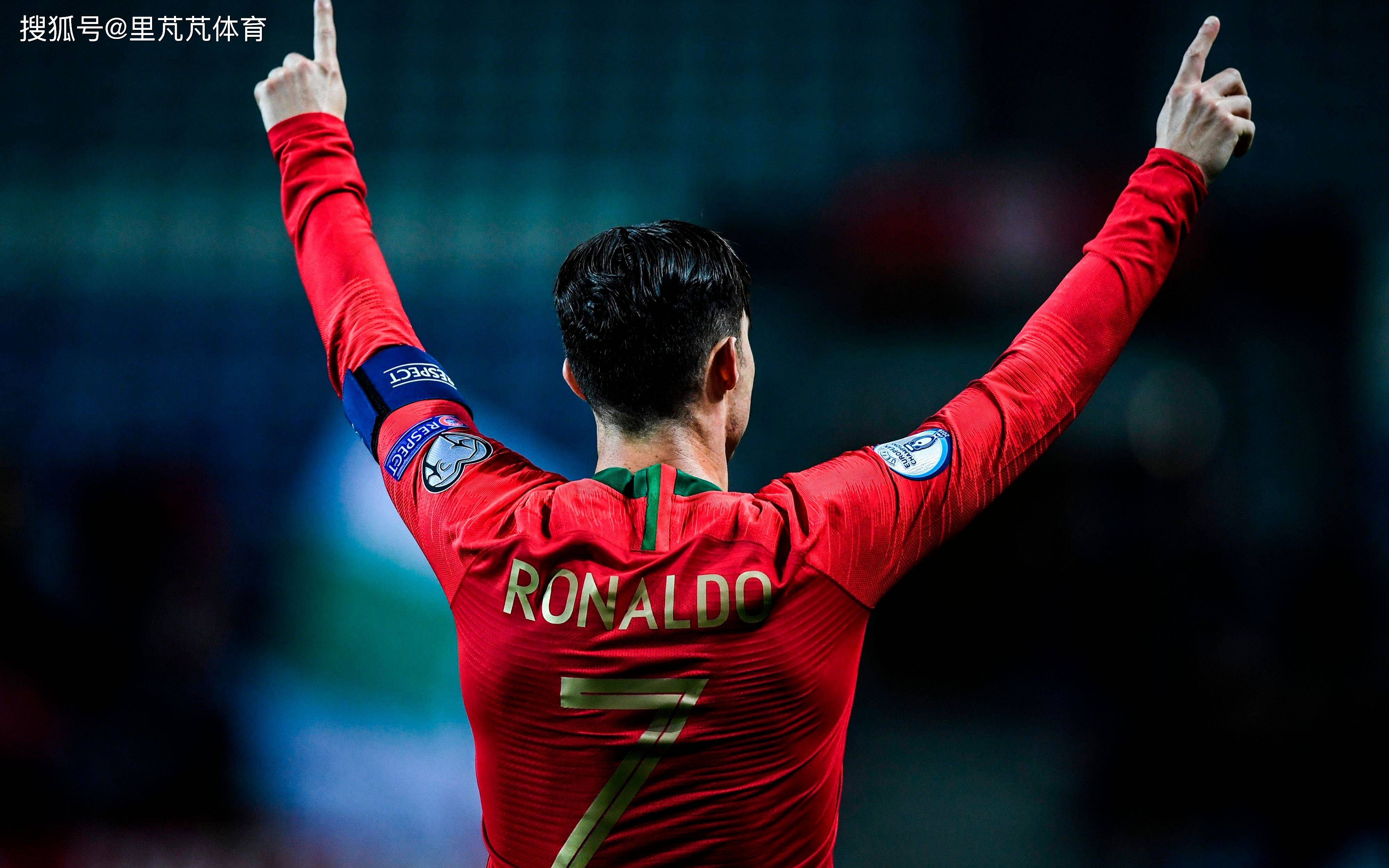 太全面了！杰伦·约翰逊过去5战场均接近30+14+11