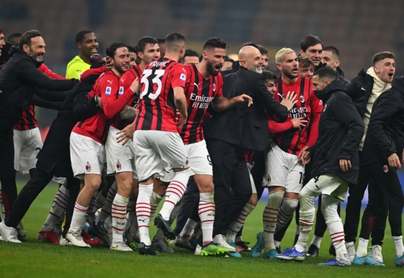 这球可惜了！杨瀚森跟进篮下未获队友传球打破得分荒