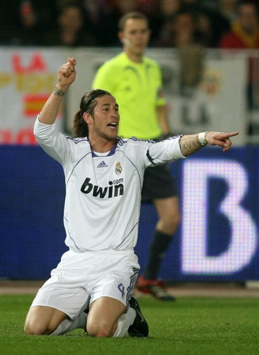 意天空：劳塔罗已回国米参加合练，预计和图拉姆首发出战德比