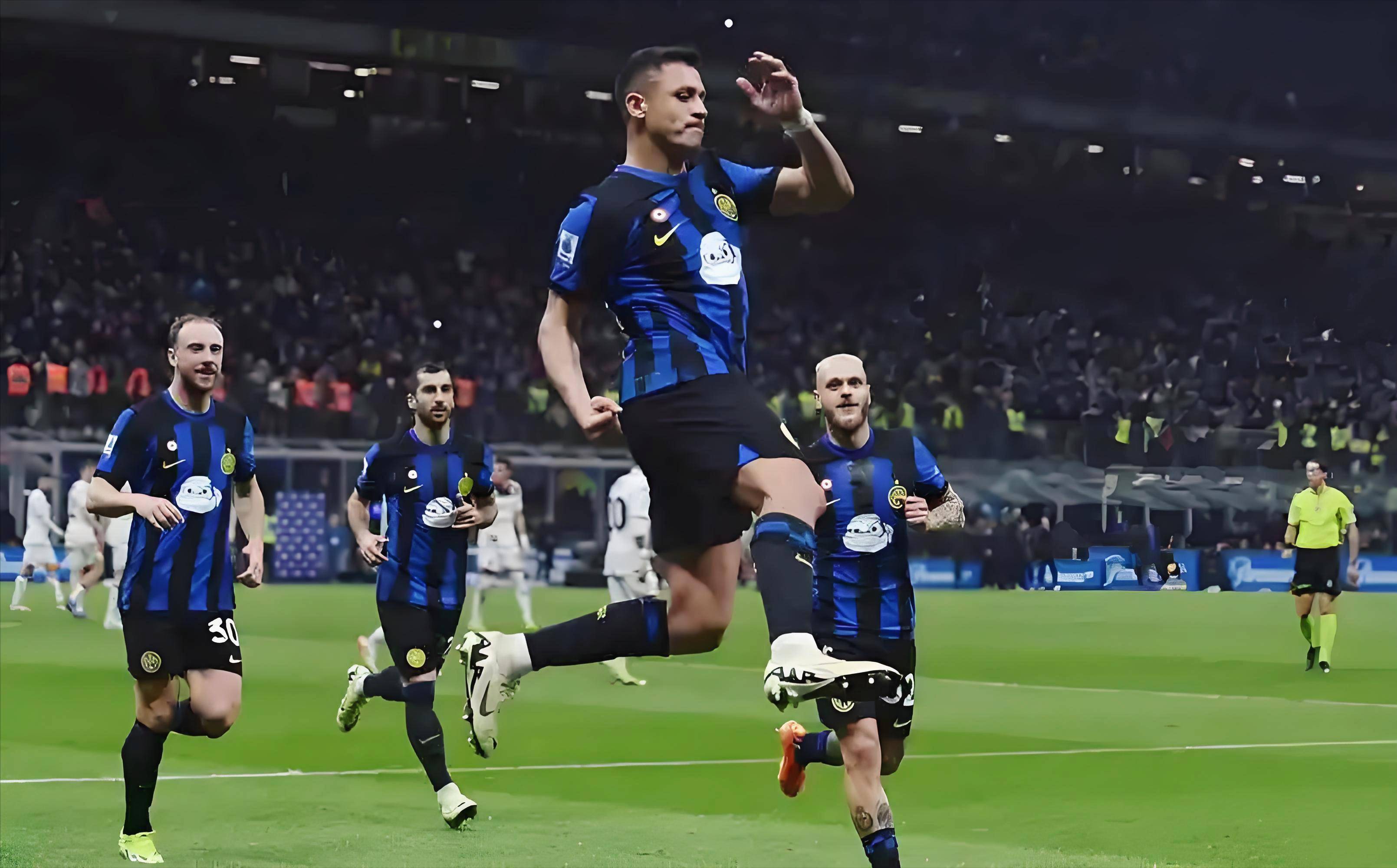 中超：上海海港3-2击败长春亚泰