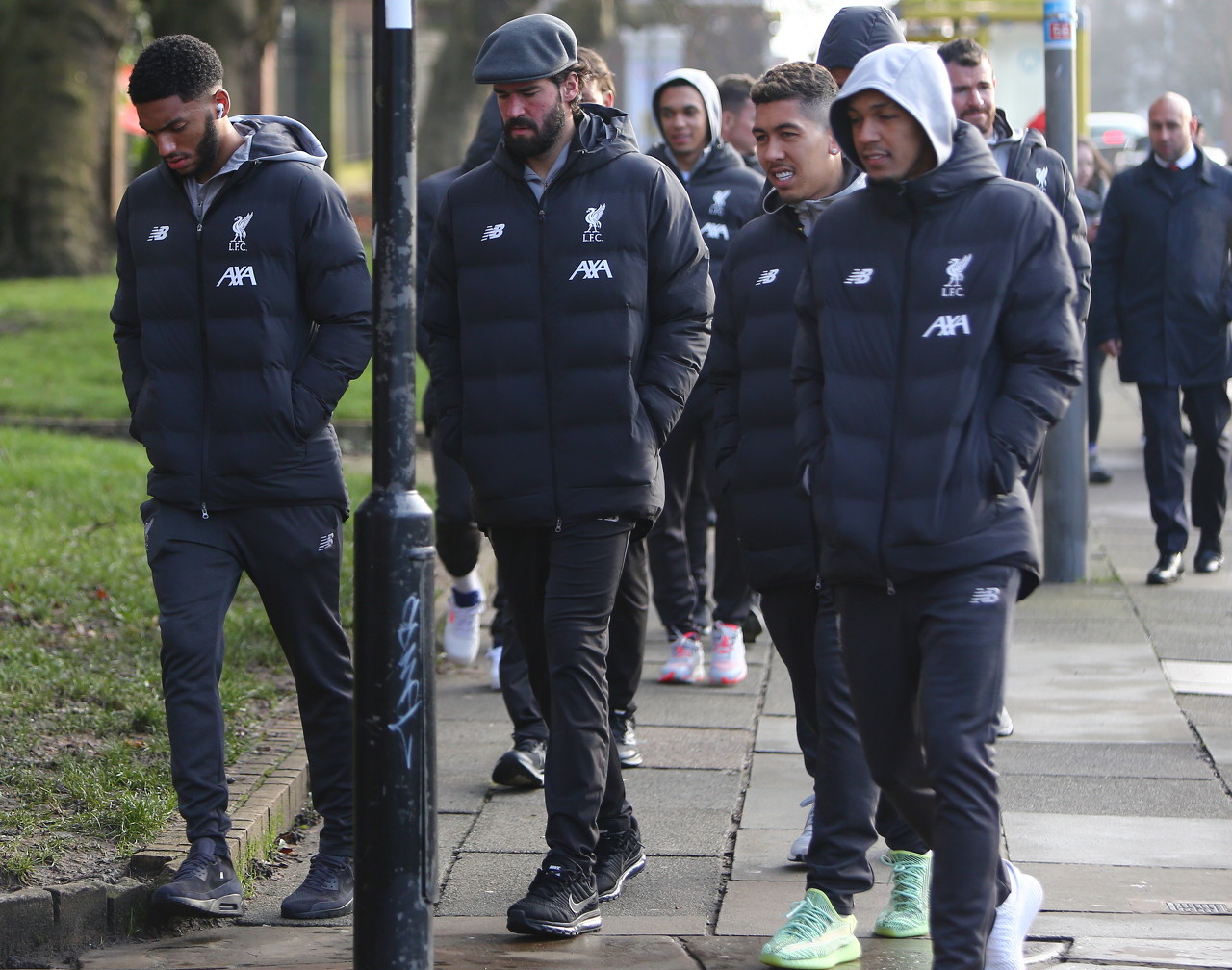 黄健翔：大力支持退役国脚去带青训，外教只能作为补充